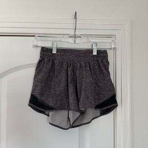 Lululemon Hotty Hot Shorts 4”